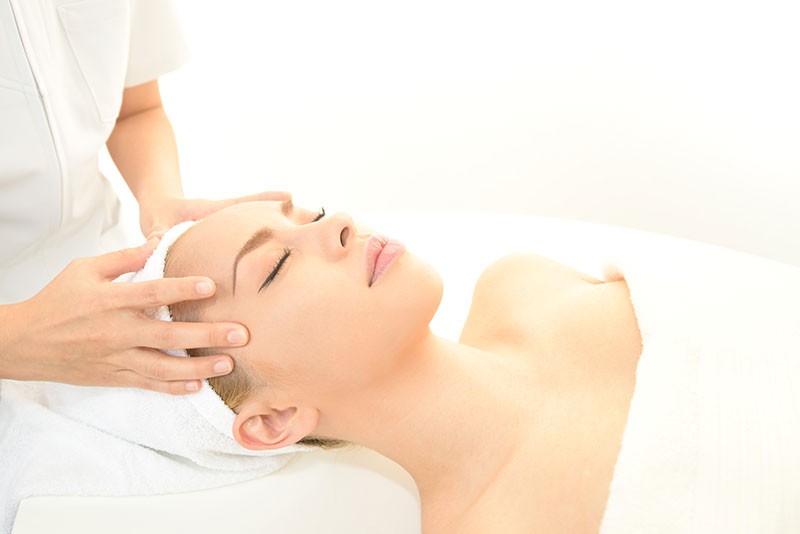 Bel Mondo Bio Cellulose Mask vs. Spa Facial